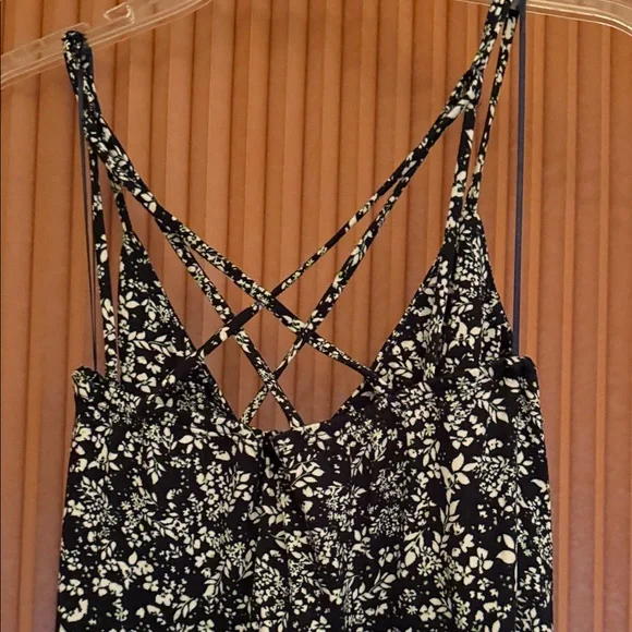 Floral Navy and White Dress - Picture 4 of 4